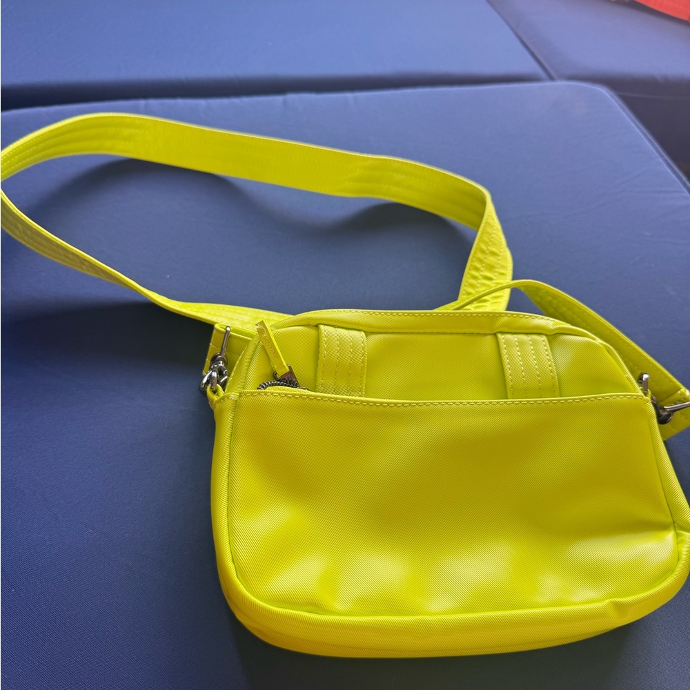 Lug super coupe 3 lemon lime barely used